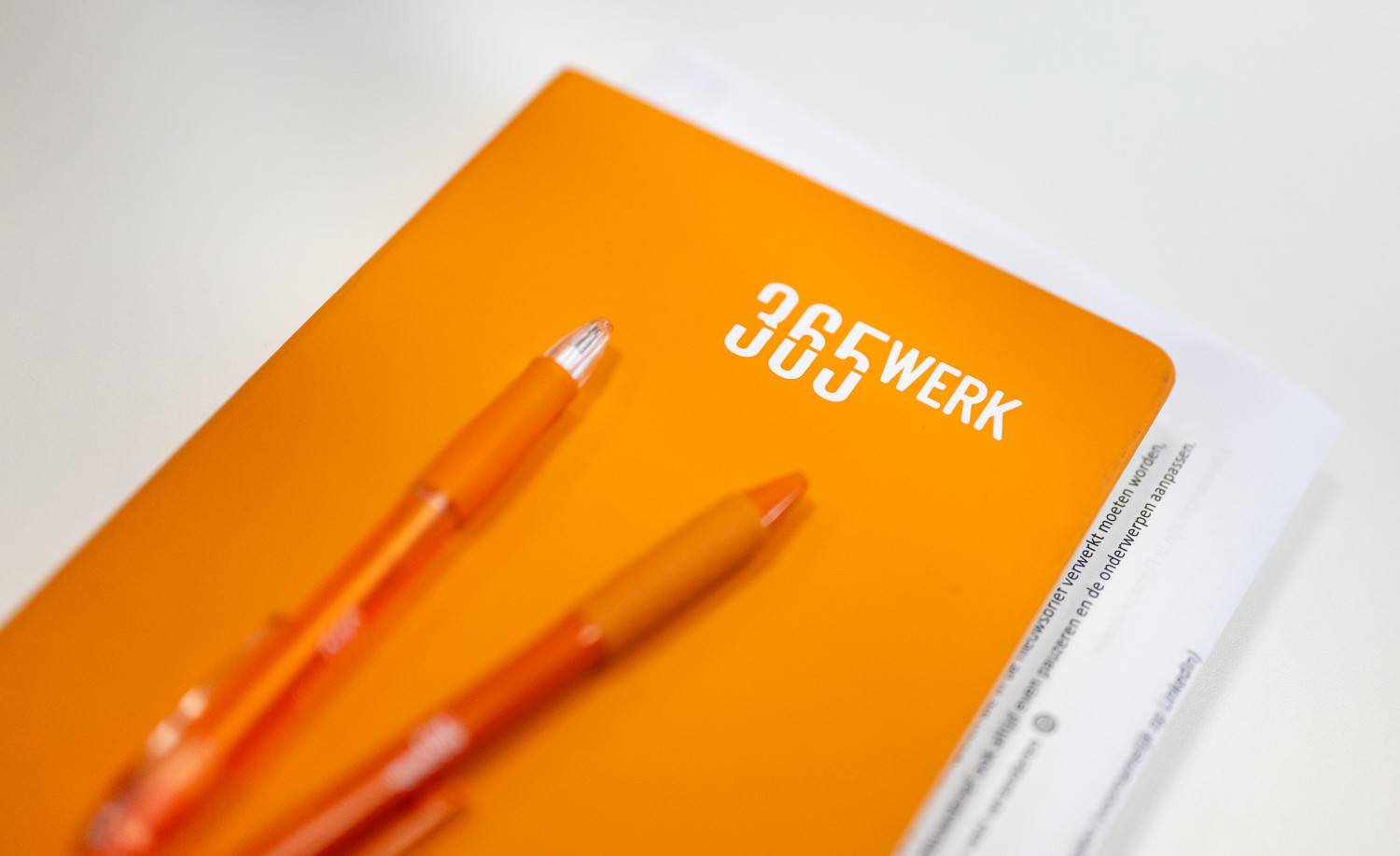 notitieboekjes en pennen 365werk