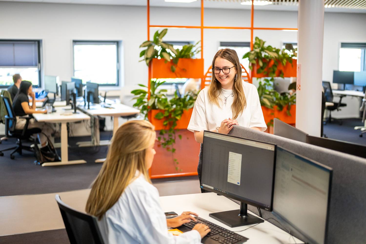 recruiter van 365werk in kantoor