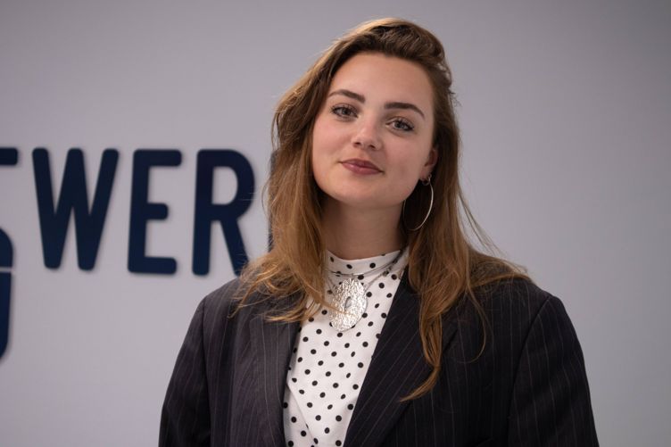 Afbeelding Van stagiaire naar collega