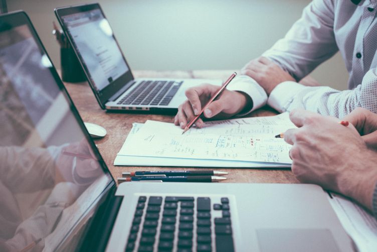 Afbeelding Besluit einde indeling uitzendbureau’s in vaksectoren gaat voorbij aan fundamentele discussie vast of flex