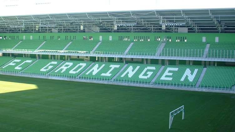 Afbeelding Krachten 365Werk tappen duizenden liters bier bij FC Groningen