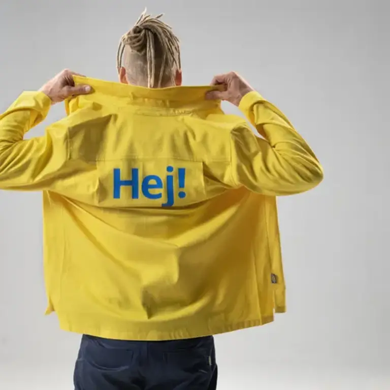 Ikea medewerker vanaf de achterkant